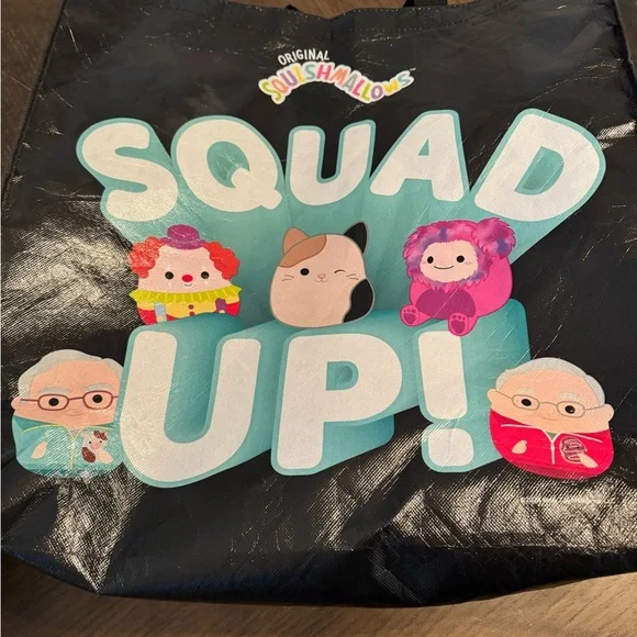 Warren Buffet & Charlie Munger
Squishmallows 16" Berkshire Hathaway
Omaha 2024 - Picture 3 of 3